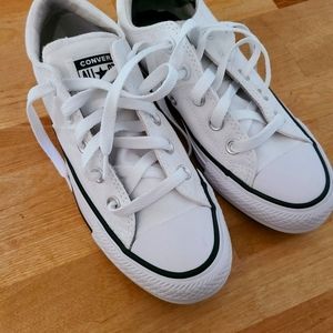 Converse Chuck Taylor All Star Lift Low Top Women's Shoes, White, size US 6